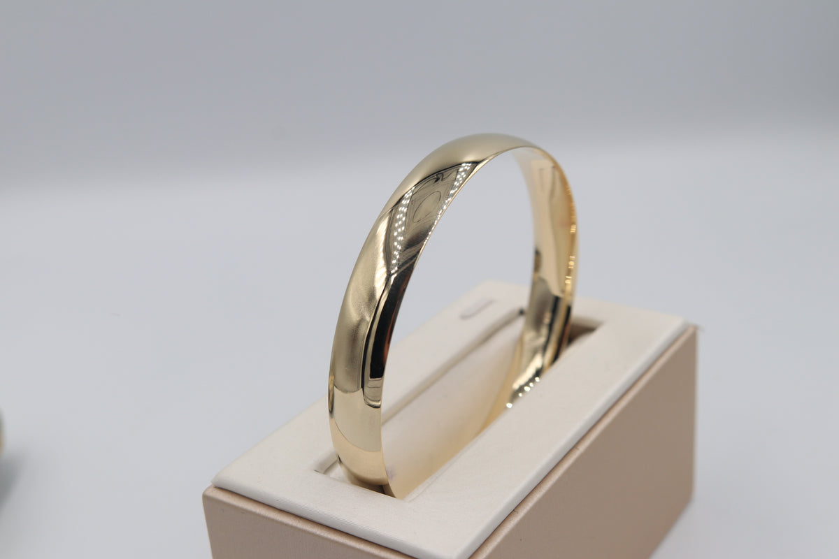 9 carat gold on sale bangle for sale