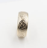 9ct Gold Solid Band with Maori Design 9mm HD5258G